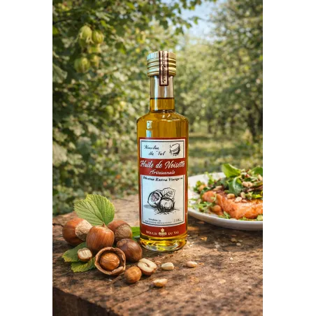 Huile de noisette artisanale extra-vierge 25 cl par Moulin du Val, produit gastronomique du terroir français